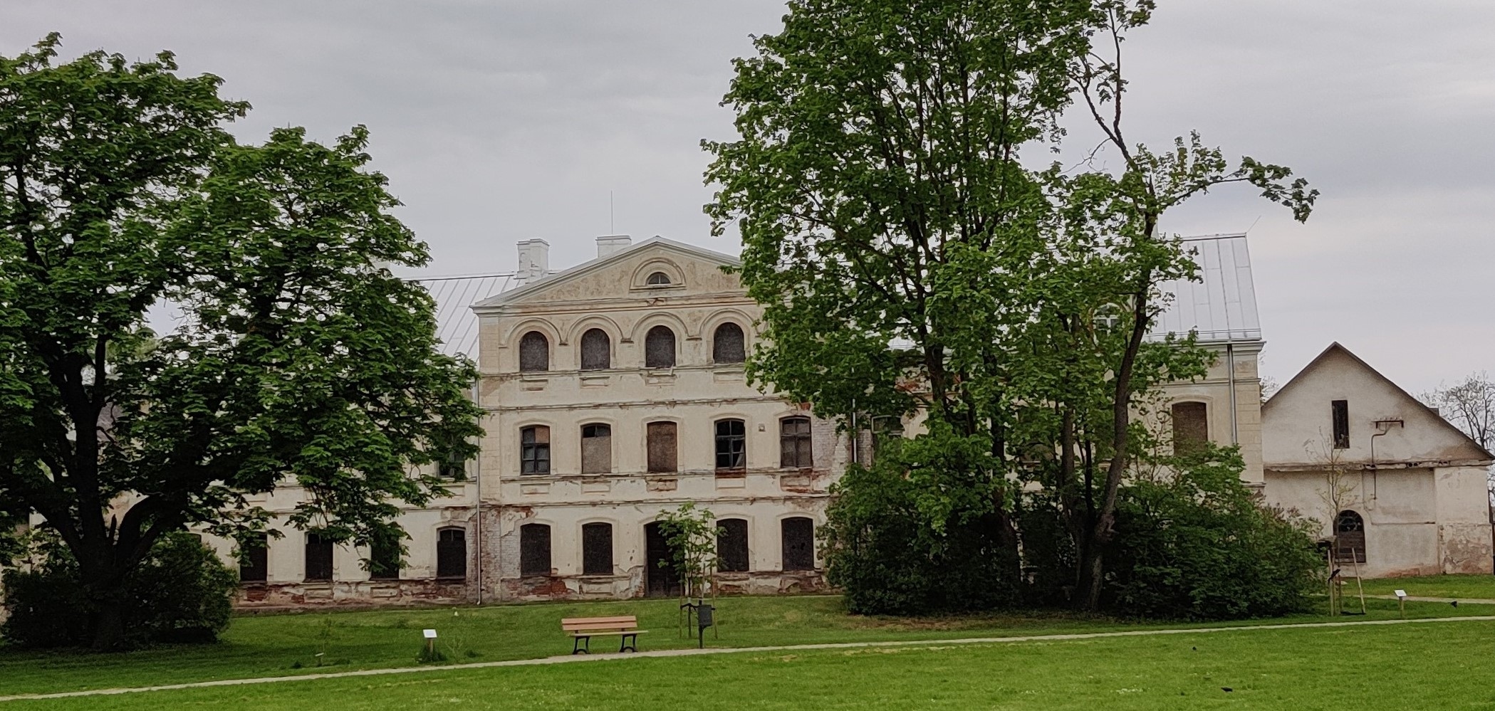 Joniškėlio dvaro pastatas