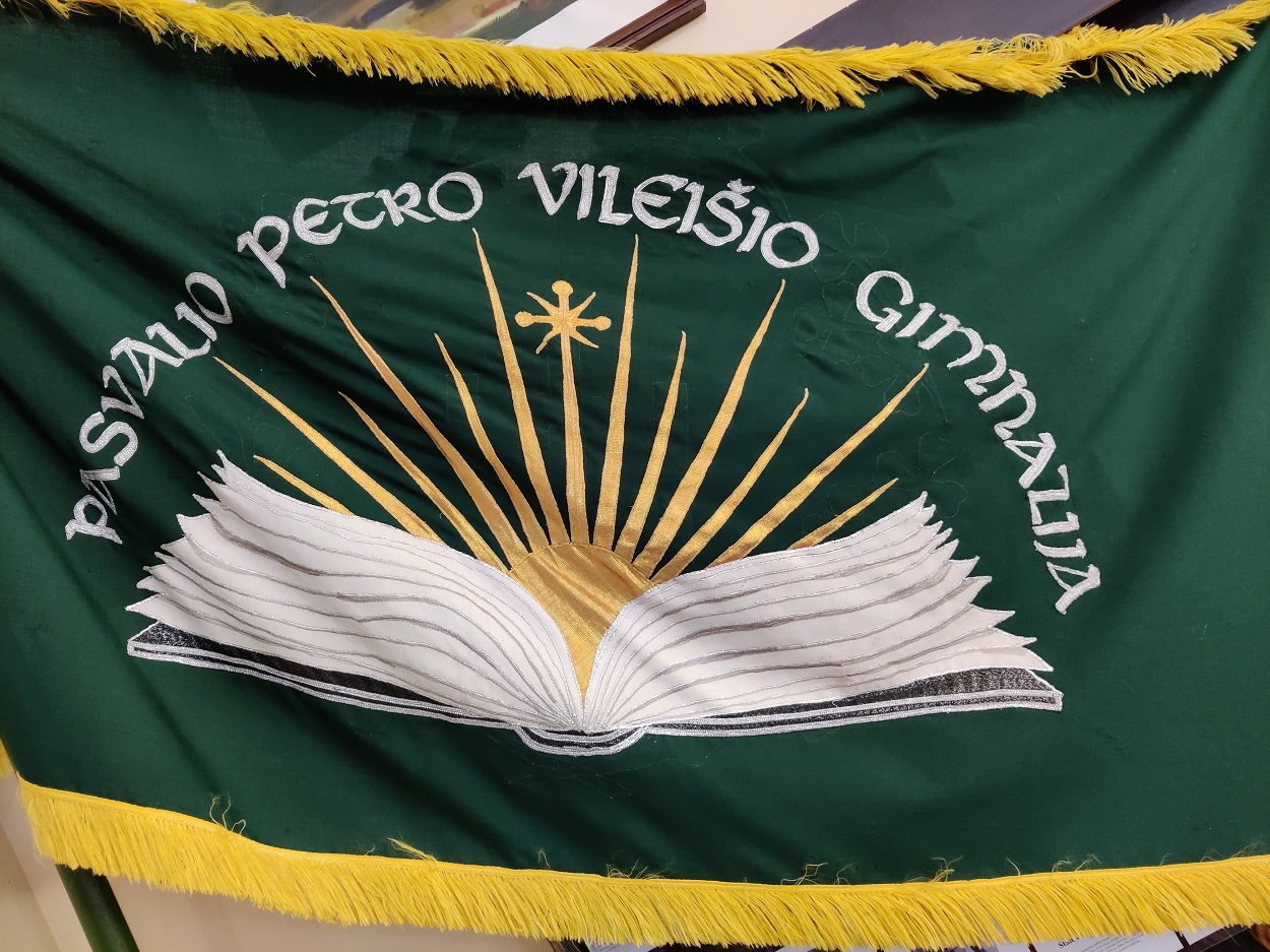 Gimnazijos vėliava