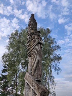 Paminklas B. Krivickui Putiliškėse (aut. V. Ulevičius)