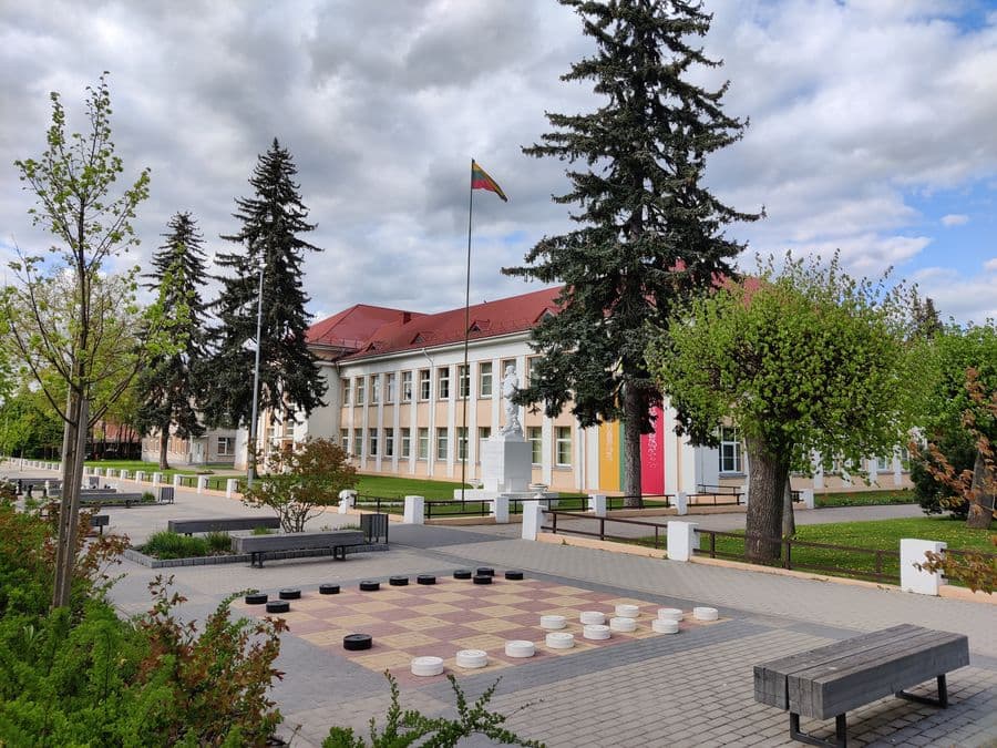 Gimnazija