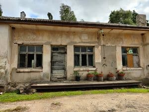 Dabar pieninės pastatas nenaudojamas