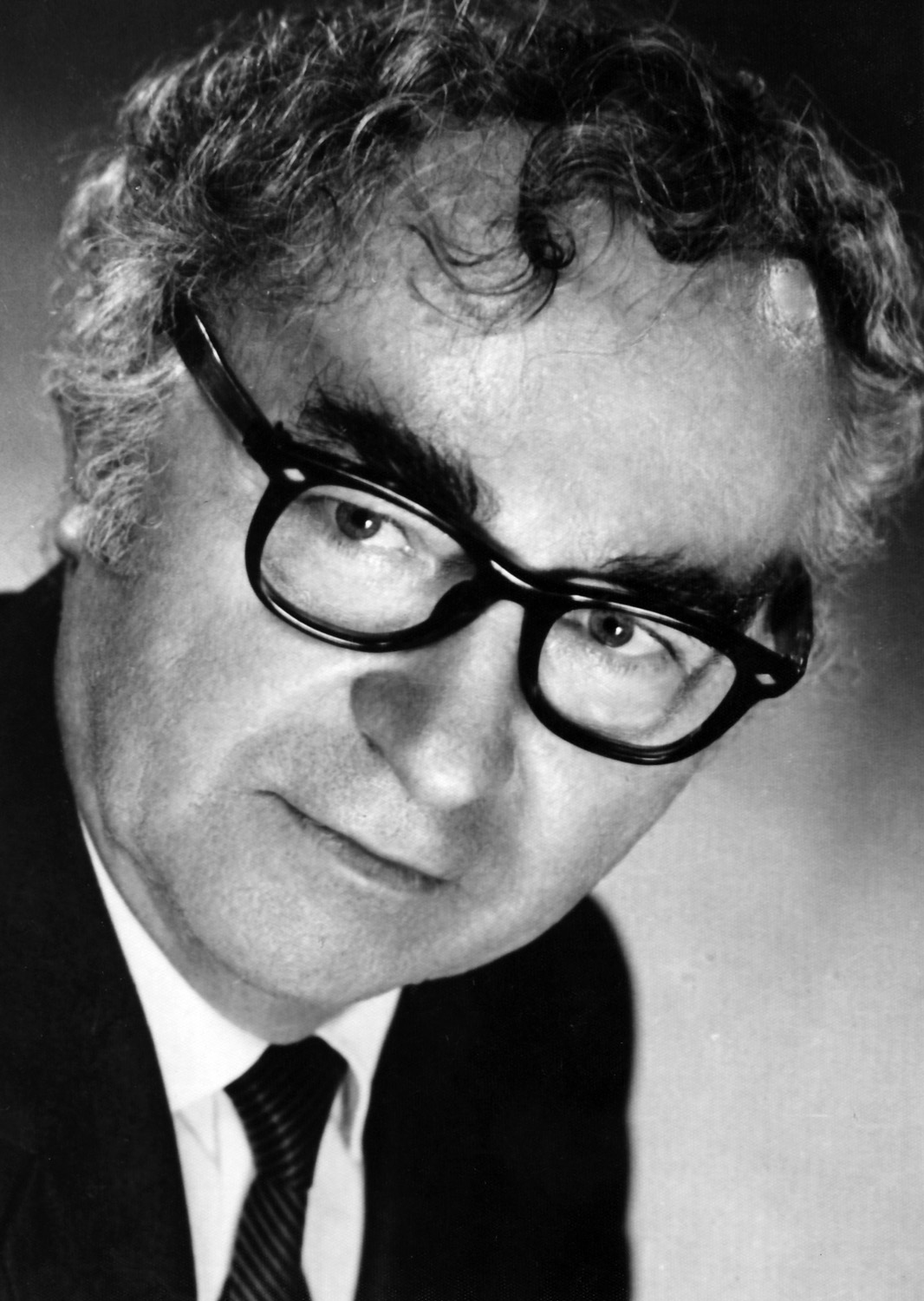 Bernardas Brazdžionis